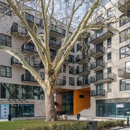 Botanic Gardens With Free Garage By Renters Apartman