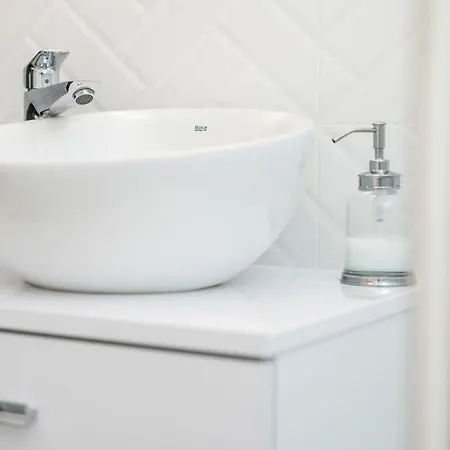 Botanic Gardens With Free Garage By Renters Wrocław