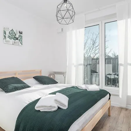 Botanic Gardens Apartment In Wroclaw By Noclegi Renters Wrocław