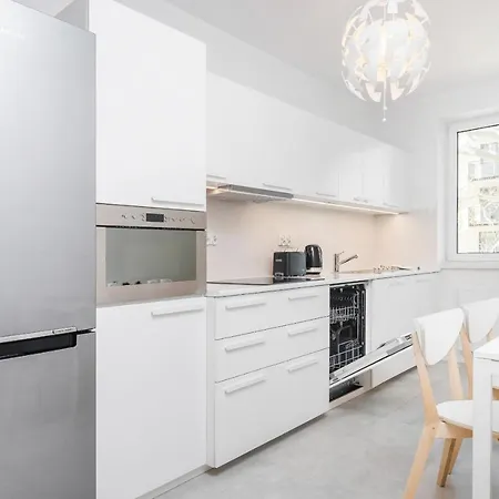 Botanic Gardens Apartment In Wroclaw By Noclegi Renters Wrocław