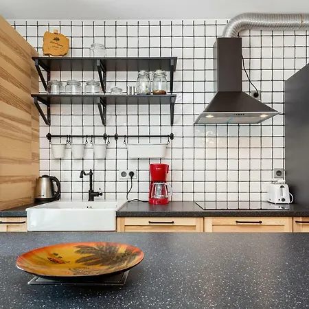 Botanic Gardens Apartment In Wroclaw By Noclegi Renters *