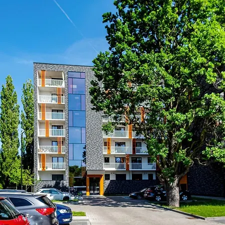 Botanic Gardens Apartment In Wroclaw By Noclegi Renters